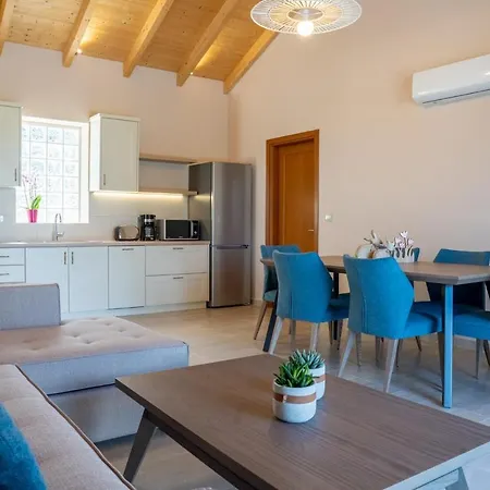 Βίλα Pithari Stone Villa Χαλικερή